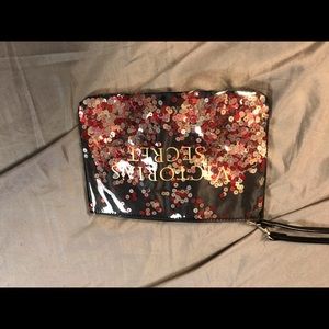 Victoria’s Secret small zip bag